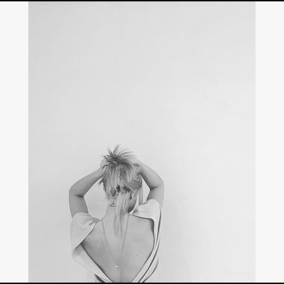 Dynamite Pink Open-Back Sweater - Picture 4 of 6